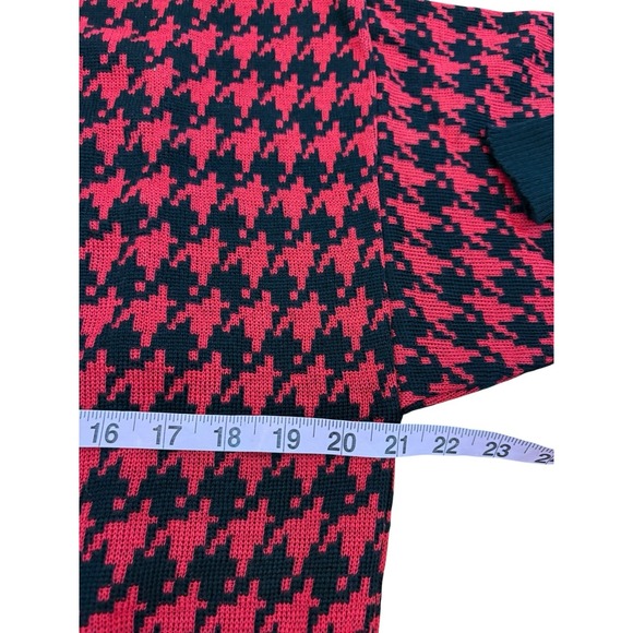 Vtg Eddie Bauer Wool Knit Sweater Pullover Sz L Houndstooth Red Black USA Preppy - Picture 11 of 13